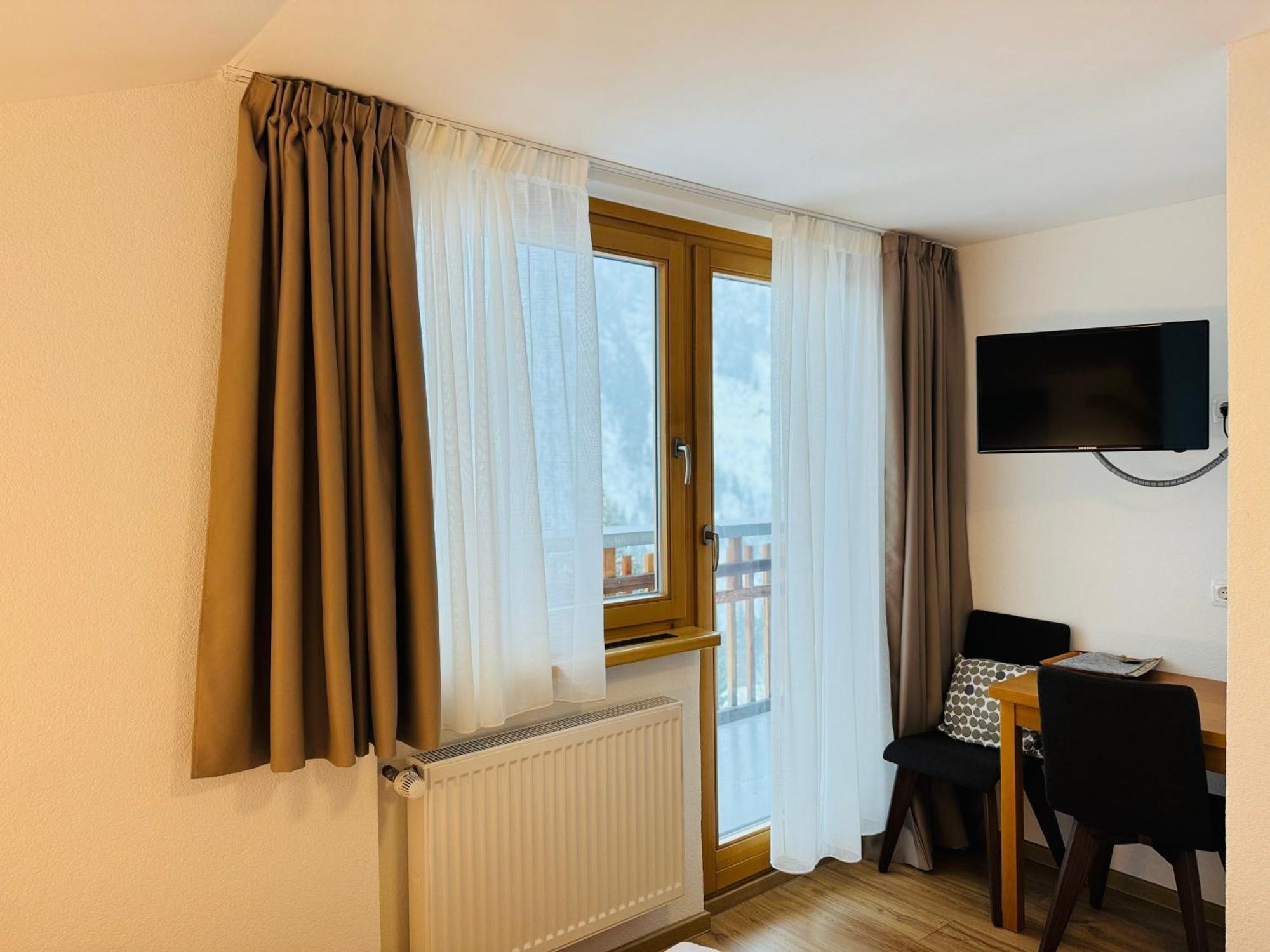 Hotel Garni Enzian Damüls Zewnętrze zdjęcie