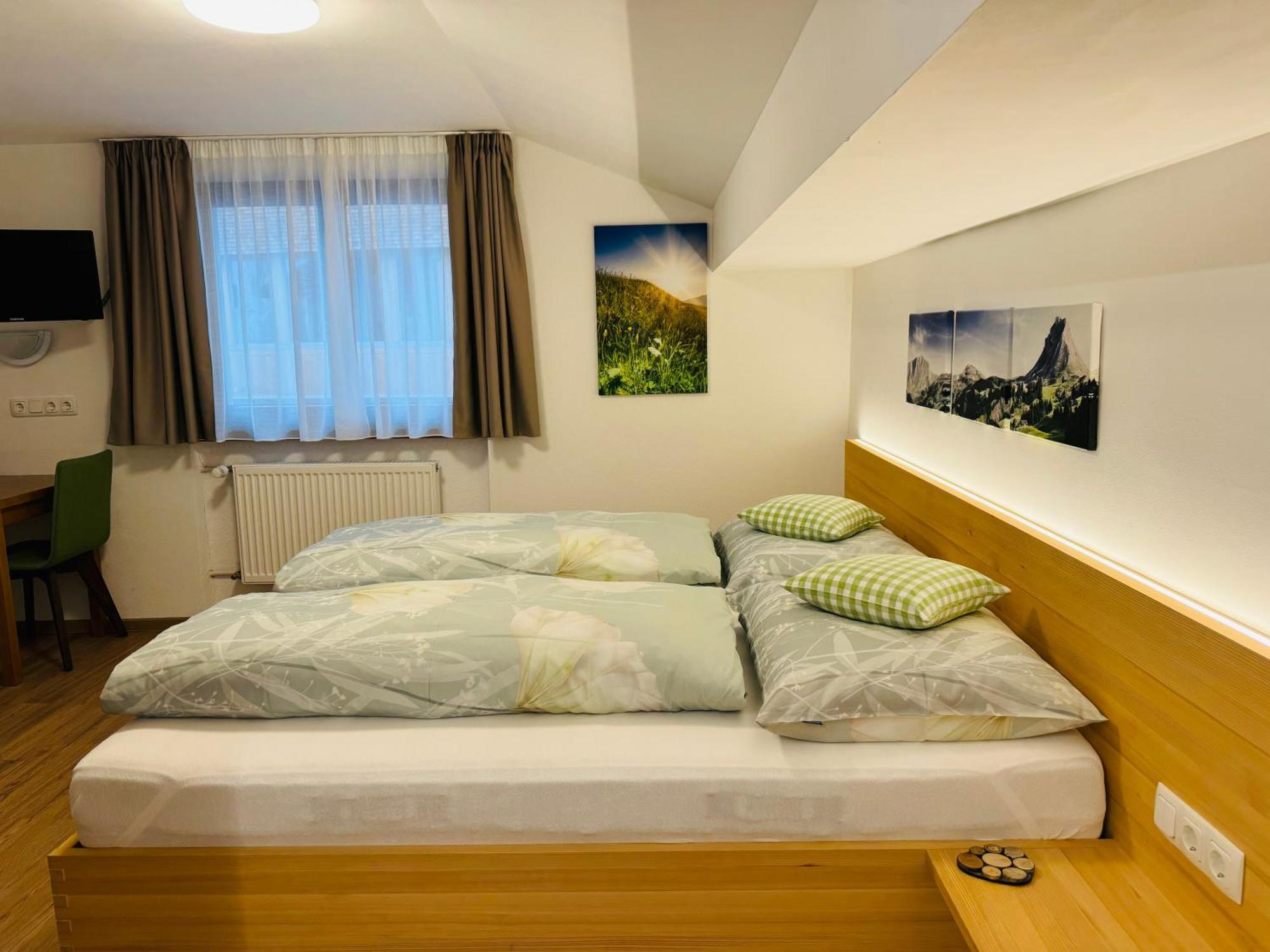 Hotel Garni Enzian Damüls Zewnętrze zdjęcie