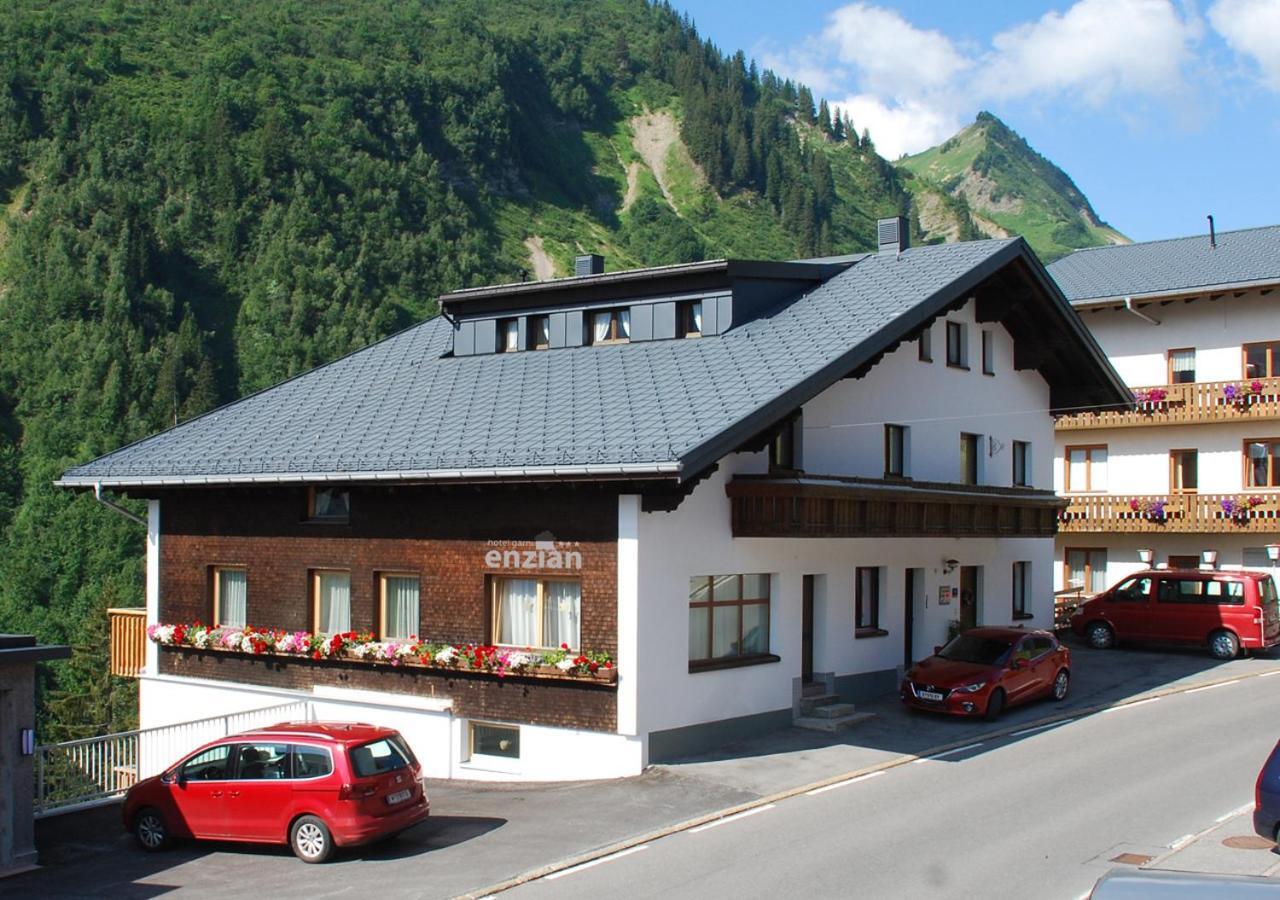 Hotel Garni Enzian Damüls Zewnętrze zdjęcie