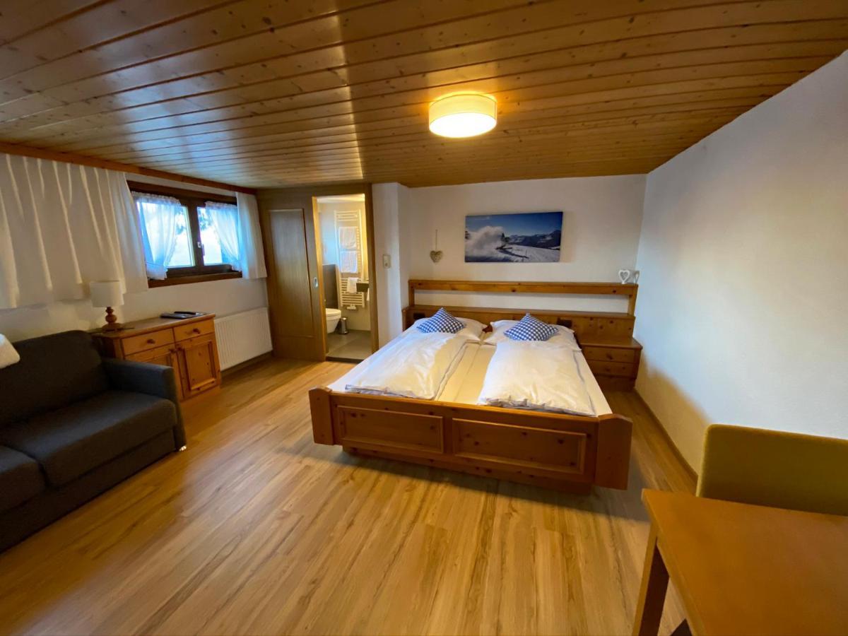 Hotel Garni Enzian Damüls Zewnętrze zdjęcie