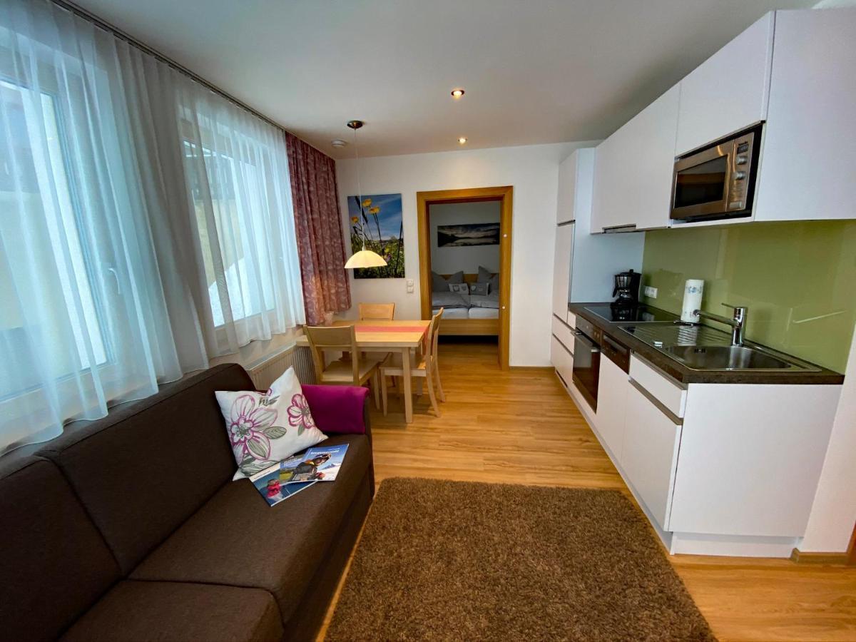 Hotel Garni Enzian Damüls Zewnętrze zdjęcie